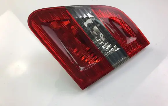 Mercedes-Benz B W245 Tailgate rear/tail lights A1698201664