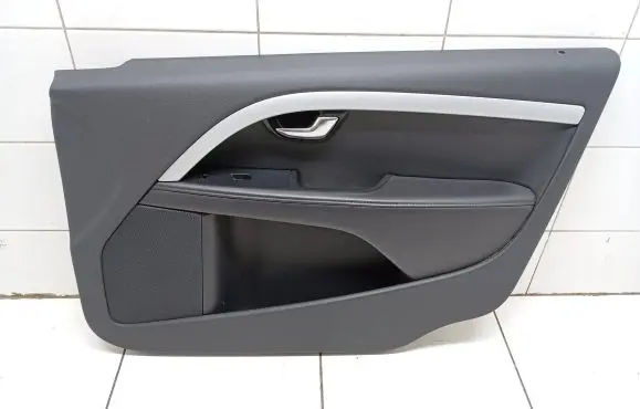 Volvo V70 Front door card panel trim 30649480 2416642 8686853