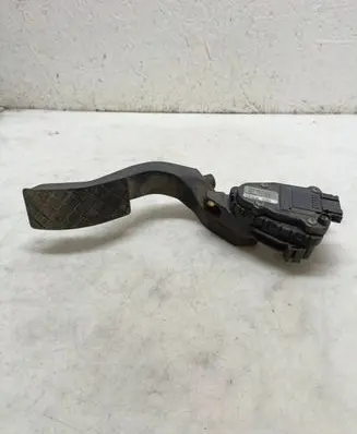 Audi A4 S4 B5 8D Accelerator throttle pedal 6PV00777007 8D1721523