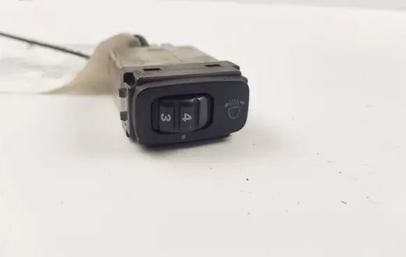 Mitsubishi Pajero Light switch