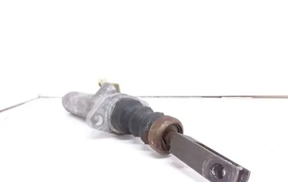 Audi 80 90 B3 Clutch master cylinder