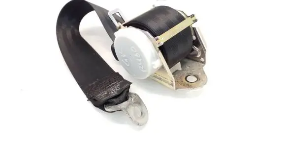 Audi A3 S3 8P Rear seatbelt 8P3857805B 33041596 33041802