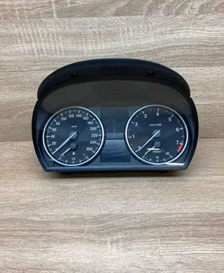 BMW 3 E90 E91 Speedometer (instrument cluster) 9220959 102544098