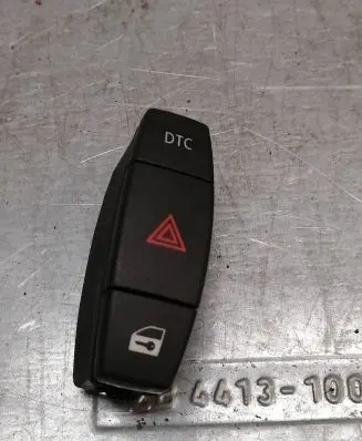 BMW 1 E81 E87 Hazard light switch 6945603