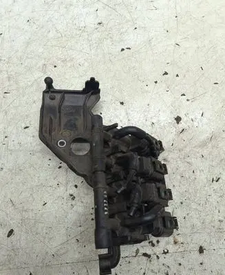Audi Q7 4M Turbo solenoid valve 06E133520M