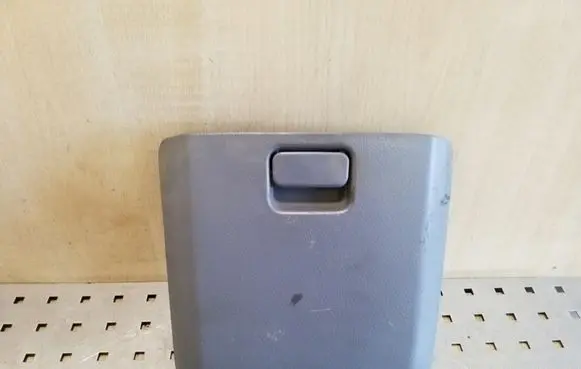 Toyota Avensis Verso Glove box central console 5544044070