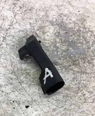 Volkswagen Touran II Crankshaft speed sensor 036906433c