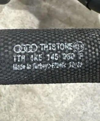 Audi e-tron Air intake hose/pipe 4KE145980F 4KE145947G