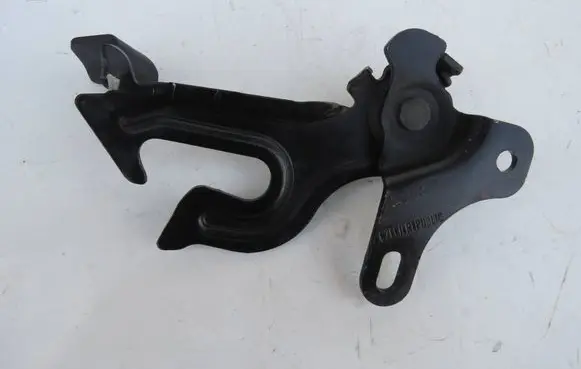 Volvo S60 Engine bonnet/hood lock/latch loop/hook 31218611 J12W345