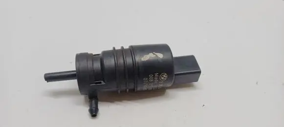 BMW 3 E46 Windscreen/windshield washer pump 8362154