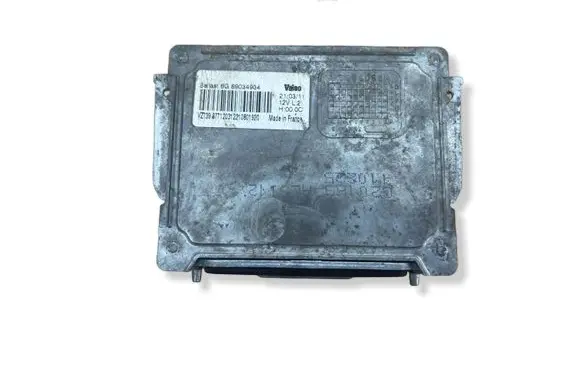 Volvo XC70 Headlight ballast module Xenon 89034934