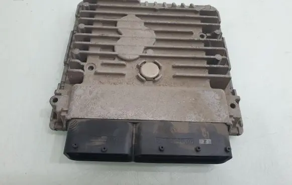 Volkswagen Touran II Engine control unit/module 03L906023NE