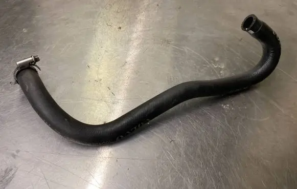 Volvo XC90 Engine coolant pipe/hose 30645082