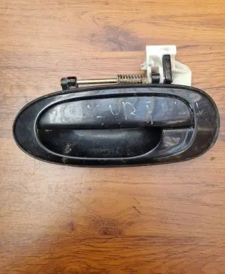 Ford Escort Front door exterior handle F706-5426601-AH D17883