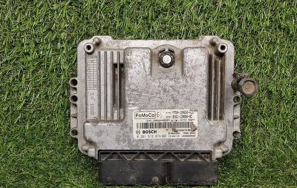 Ford Focus Engine control unit/module ECU FM5T12A650ADB BV6112B684BC 0261S12874