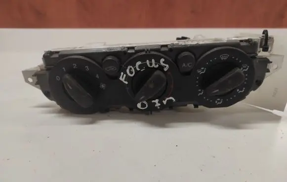 Ford Focus Climate control unit 3M5T19980AD 69607320