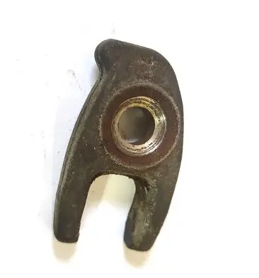 Nissan Qashqai+2 Fuel Injector clamp holder