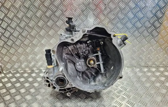 Chevrolet Aveo Manual 5 speed gearbox S27725432