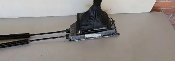 Seat Ibiza III (6L) Gear shifter/selector 6q0711045cg
