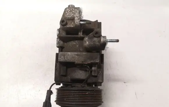 KIA Sorento Air conditioning (A/C) compressor (pump) 977013E350 HS18 2357