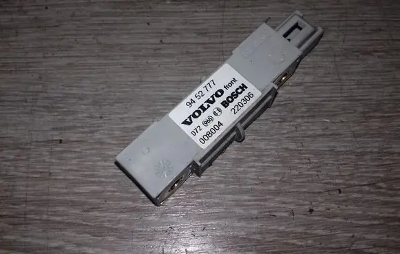 Volvo V70 Airbag deployment crash/impact sensor 9452777