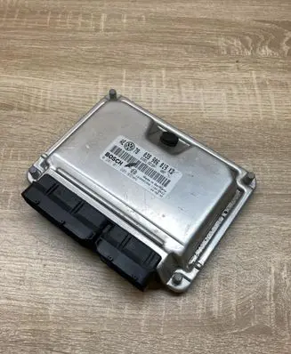 Volkswagen PASSAT B5.5 Engine control unit/module ECU 038906019KD 0281011205