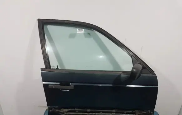 Volkswagen PASSAT B3 Front door