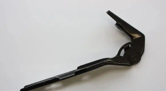 Audi A4 S4 B6 8E 8H Engine bonnet/hood hinges 8E0823301E