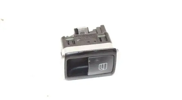 Infiniti Q30 Other switches/knobs/shifts A2049058102