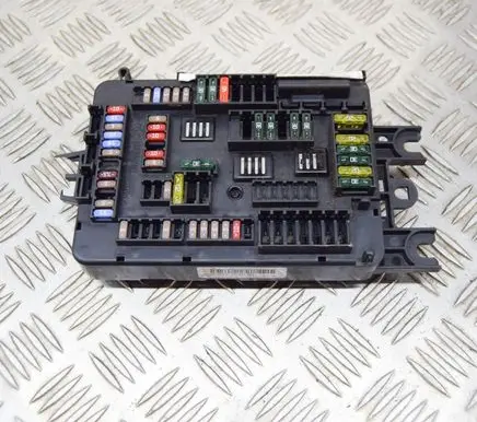 BMW X5 F15 Fuse box set 9316569 9316570