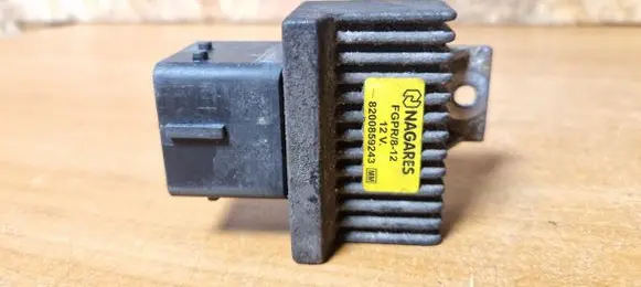 Renault Megane III Glow plug pre-heat relay 8200859243