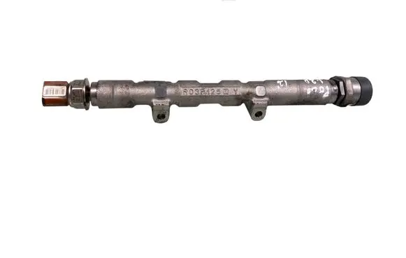 Volkswagen Polo V 6R Fuel main line pipe 03P0890114876 0281006075 03L906051