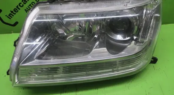 Suzuki Grand Vitara II Headlight/headlamp