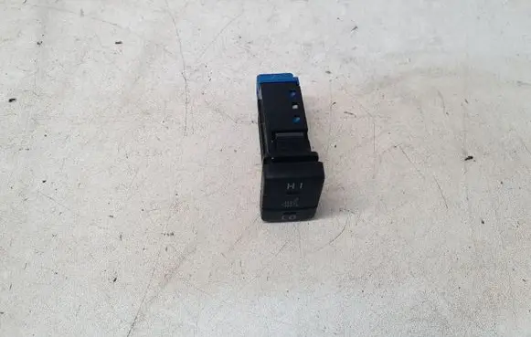 Toyota Auris E180 Seat heating switch 191698