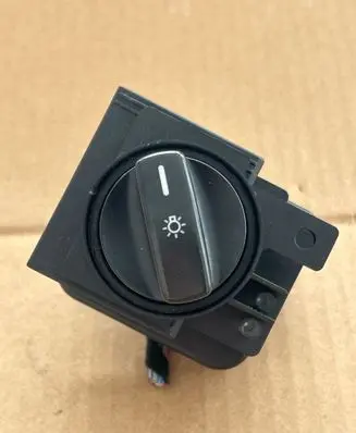 Mercedes-Benz A W169 Light switch 1695451704 32220501 0248362