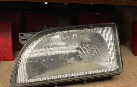 Ford Transit Headlight/headlamp 92VB13006AB G6L9A