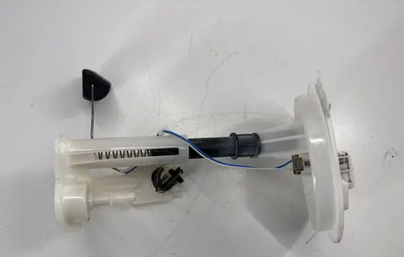 Chevrolet Camaro Fuel level sensor 13592932