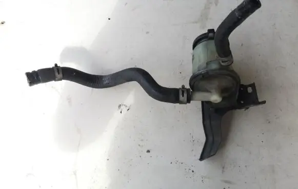 Toyota Corolla Verso E121 Power steering fluid tank/reservoir CVERSO