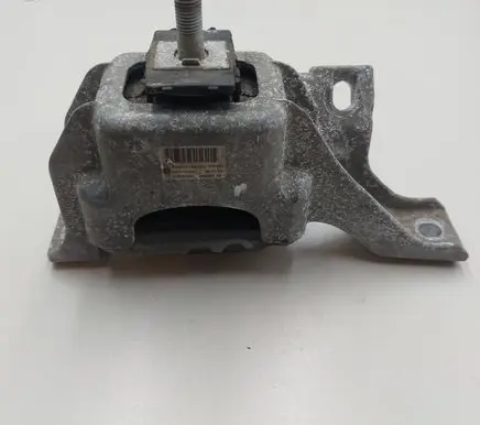 Mini Cooper Countryman R60 Engine mount bracket G2005006
