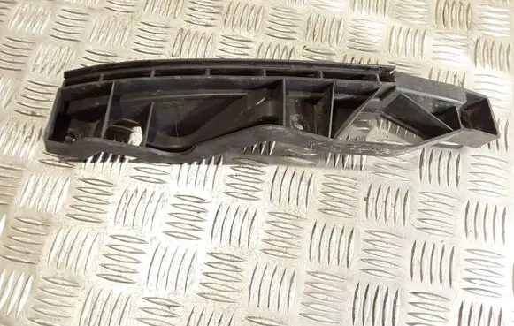Volkswagen Touran I Front bumper mounting bracket 1T0807890