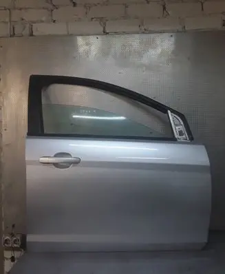 Ford Focus Front door 