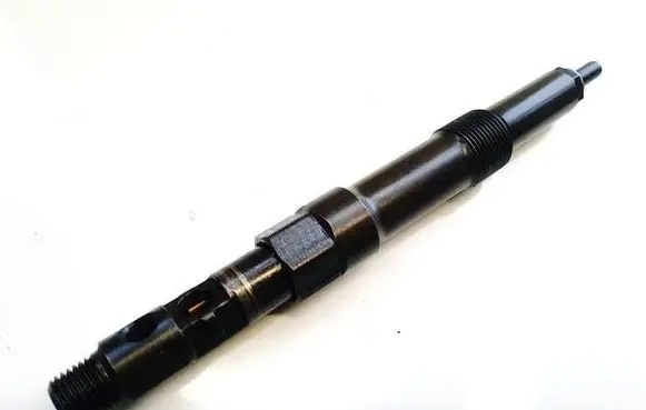 Fuel injector