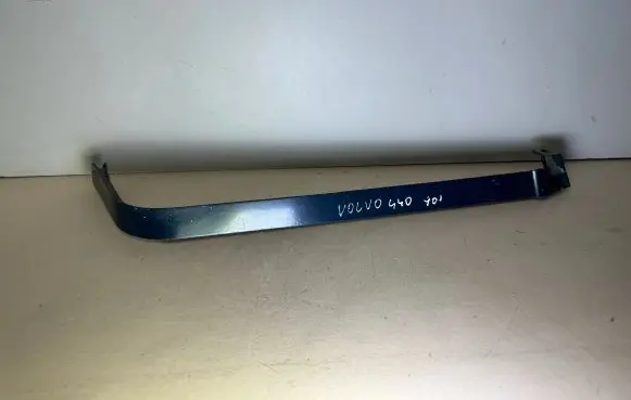 Volvo 440 Under headlight/headlamp trim 445078