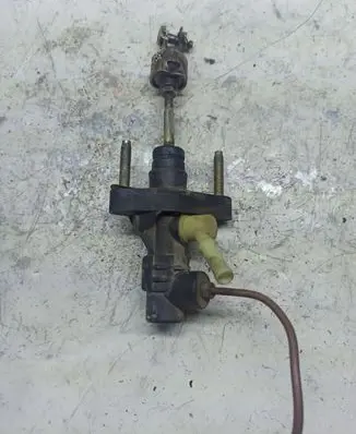 Toyota Corolla E120 E130 Clutch master cylinder
