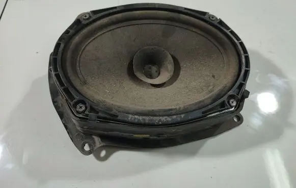 Nissan Pathfinder R51 Front door speaker 28157
