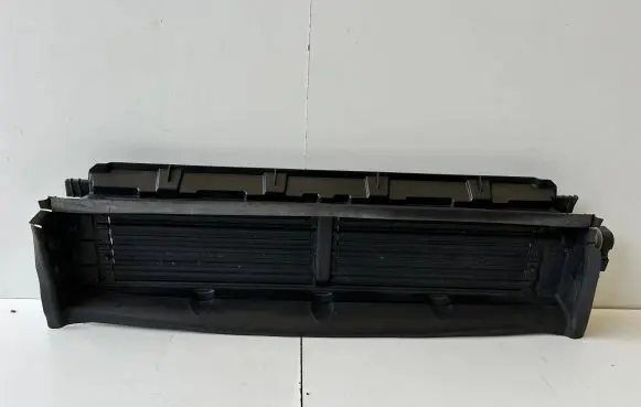 Volvo XC60 Radiator trim 32345428