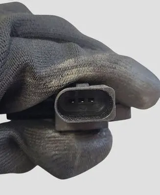 Volkswagen Golf V Air pressure sensor 0281002710