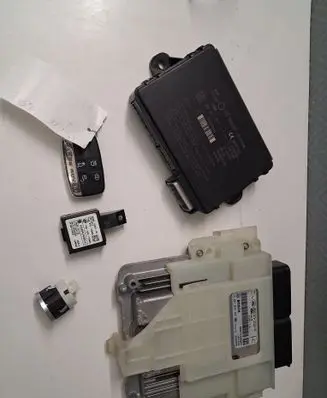 Land Rover Evoque I Engine ECU kit and lock set FK7219H440BF AH4N15607AE GX7312C520FAF