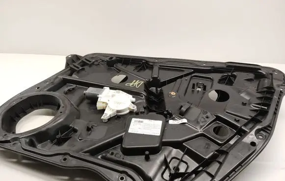 Mercedes-Benz ML W166 Front door window regulator with motor A1667200279