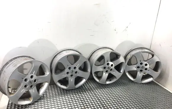 Nissan Murano Z50 R18 alloy rim 